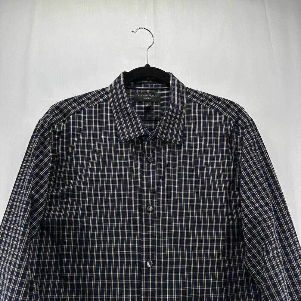 Banana Republic Button Up Shirt L Black Plaid Long Sleeve Non Iron Standard Fit - Picture 4 of 12